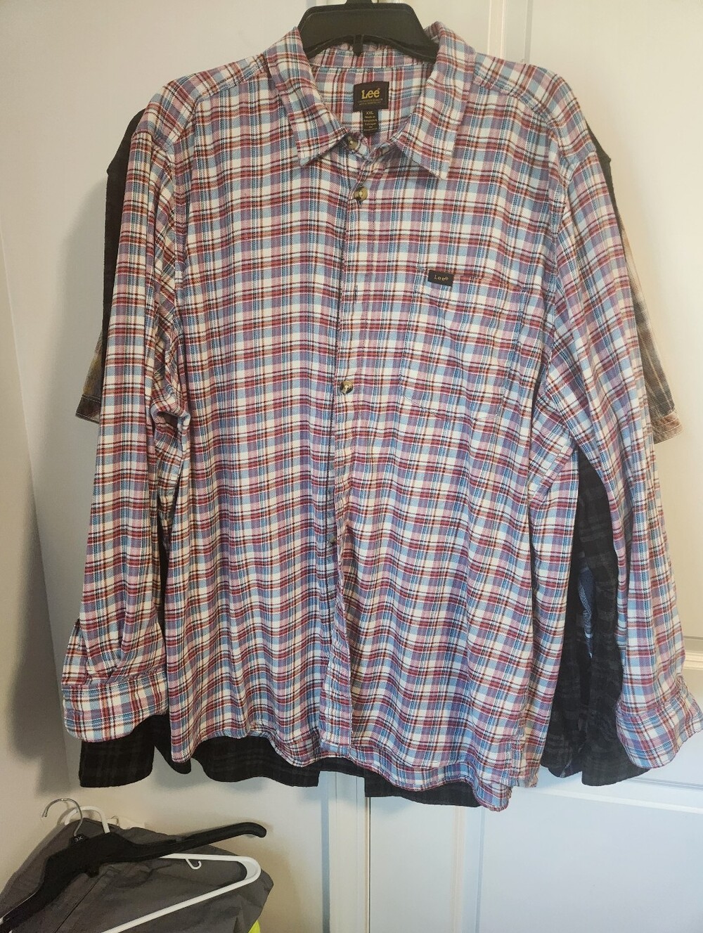 Lee Men's Plaid Casual Button-Down Shirt